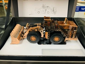 Caterpillar Cat 994 Wheel Loader Copper Finish 1/125 By DieCast Masters DM85672 - Picture 1 of 6