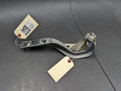 Bisagra capó izquierdo Jeep Renegade 2019 68246435AA 2015 2016 2017 2018 2020 Foto 1 de 4