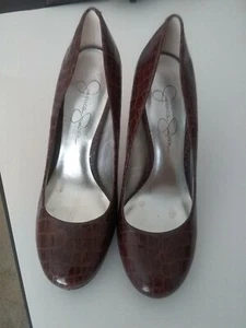 Jessica Simpson Signature Chocolate Brown Snake skin pattern heels US size 6B - Picture 1 of 8