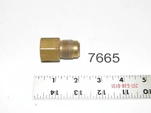 Brass Fitting Adapter Connector Water Oil Air Gas 5/8" Flare x 1/2" NPT - Picture 1 of 3