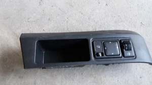 Interruptor de ajuste de espejo eléctrico Nissan Micra K12 interruptor espejo retrovisor exterior - Imagen 1 de 3