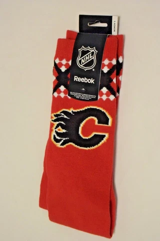 NHL Reebok RED Calgary Flames Women's Socks Cover
