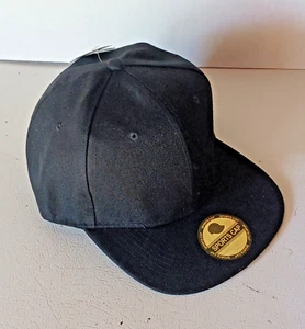 SPORTS CAP: Black Snapback Flat Rim "G- H-1500" NWT - Picture 1 of 5