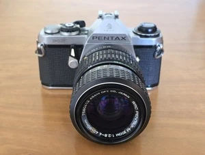 Pentax ME 35mm Film SLR Camera with SMC Pentax 40-80mm Zoom Lens - M2630 - Picture 1 of 10