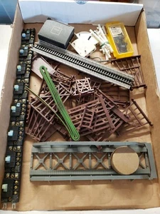 HO Scale Bridge Pier Switch Parts Lot - Picture 1 of 4