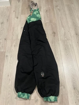 RARE 686 SNOWBOARD & SKI DOJO BIB - LARGE - CLOUDY GEEEN - Image 1 of 4