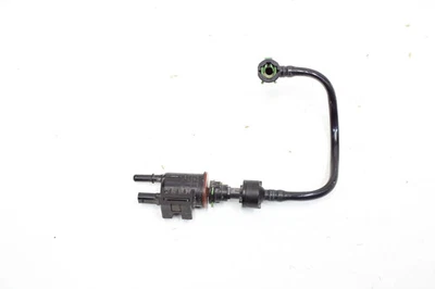 Chevrolet Cruze 2016-2019 1,4 L L4 motor de gasolina válvula de purga de emisiones OEM Foto 1 de 4