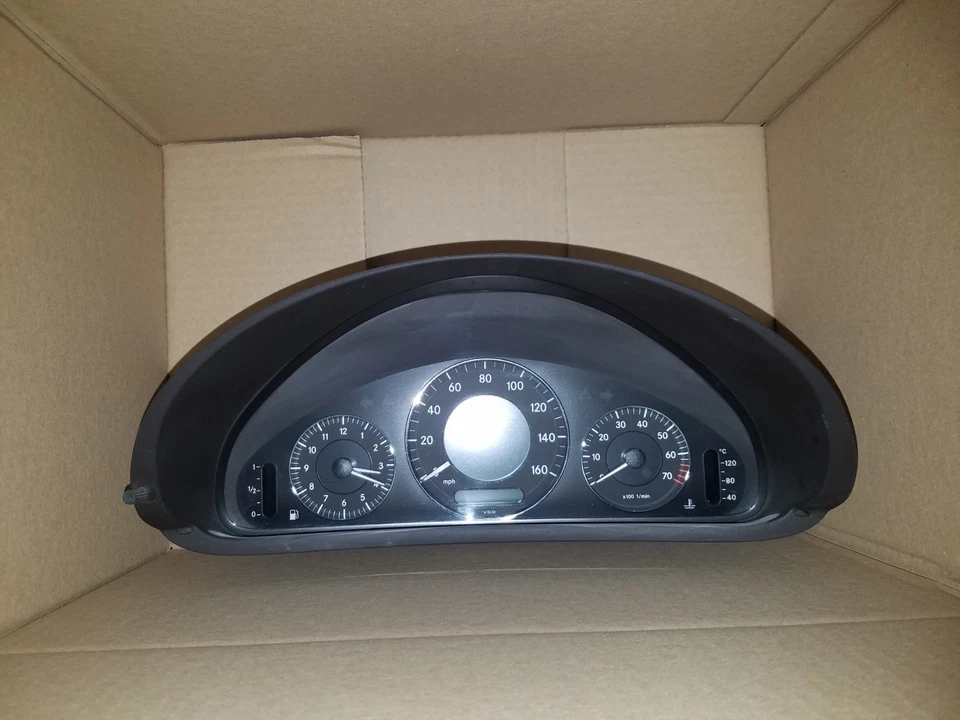 06-09 MERCEDES W209 CLK350 CLK550 VELOCÍMETRO ODÔMETRO PAINEL DE INSTRUMENTOS 119K - Imagem 1 de 4