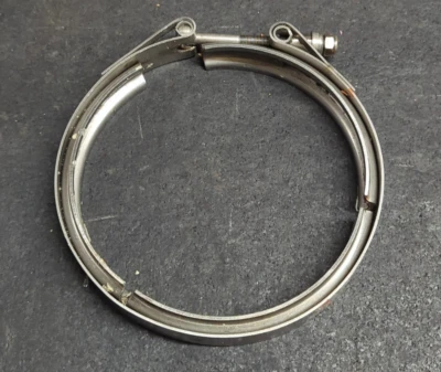 BOM OEM SEA DOO 1996-1997 XP GSX GTX & 1997-1999 SPX 787 BRAÇADEIRA DE TUBO DE ESCAPE - Imagem 1 de 4