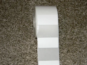 Spartan Direkte Thermische Etiketten 2 x 1 Perforiert 1" Kern 9 Rollen Je 1300 Etiketten - Bild 1 von 3