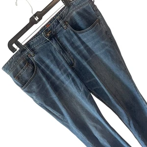 Tommy Bahama Jeans Mens 38x32 Blue Denim Standard Fit Straight Leg Mid Wash Men - Picture 1 of 9