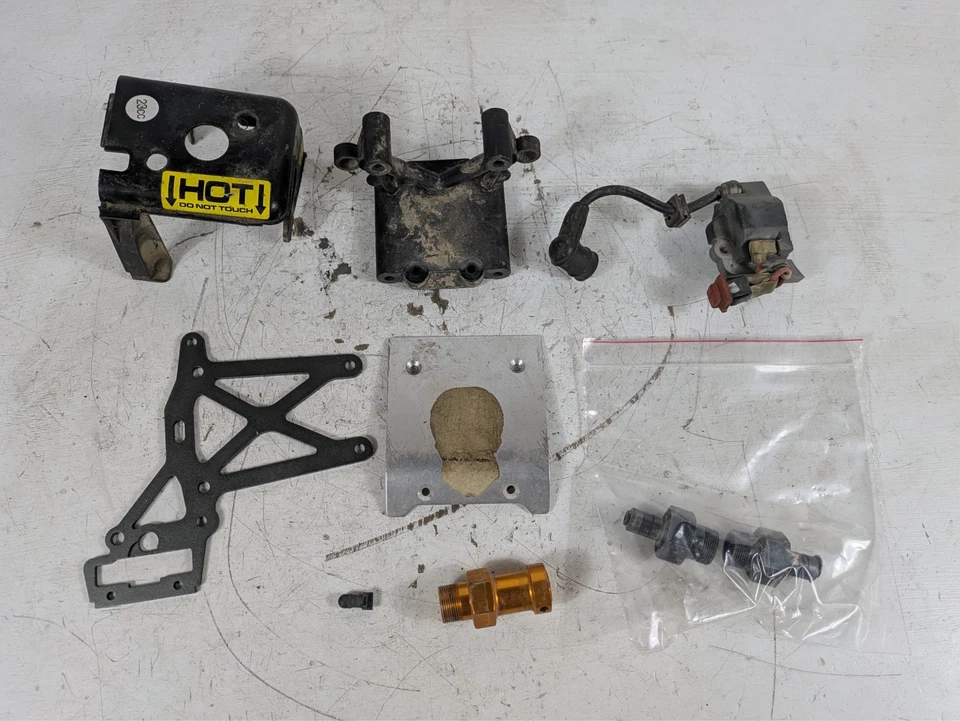 HPI Baja 5b 1/5th scale RC Buggy Misc Parts Lot - Image 1 of 2