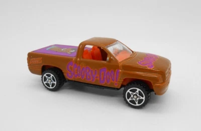 Racing Champions Hanna Barbera Scooby Doo 1:64 Diecast Dodge Ram Vehicle 2000 - Image 1 of 4