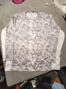 HUK Fishing Long Sleeve Shirt Mens XL Gray Camouflage White Polyester - Picture 1 of 9