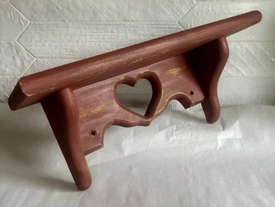 Prateleira de parede estilo fazenda rústica vintage upcycled vermelha - Imagem 1 de 4