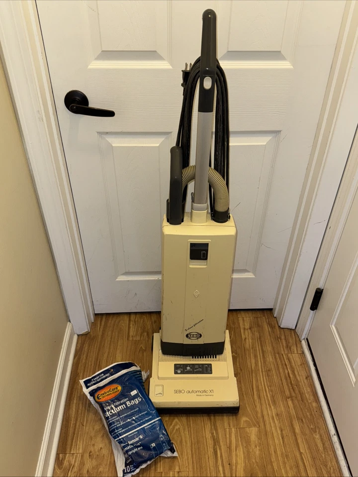 Sebo Vacuum Cleaner Upright Automatic X1 Off White. German Made. Corded TESTED - Image 1 of 4