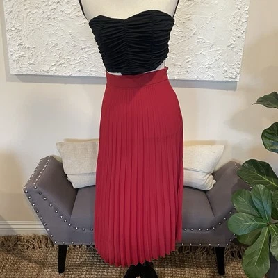 Saia Midi Plissada Feminina Zara Vermelha Tamanho XS - Imagem 1 de 4