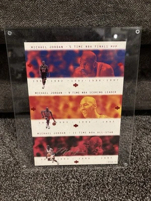 Hoja conmemorativa de 9 cartas 1997 Upper Deck Michael Jordan sin cortar 124/2300 con estuche Foto 1 de 4
