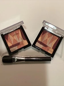 LAURA GELLER Artistry Blush (10g) - with Highlight, Peach, Plum, and Pink shades - Picture 1 of 5