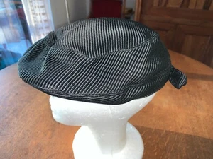 Ancien chapeau femme en tissu côtelé façon béret des années 1950 - Picture 1 of 6