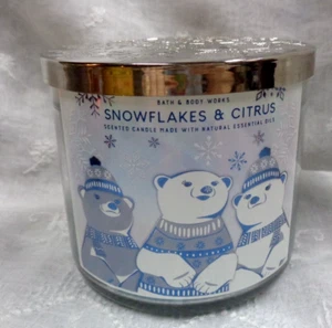 Bath & Body Works Scented 3-Wick Candle Natural Oils SNOWFLAKES & CITRUS 14.5 oz - Picture 1 of 5