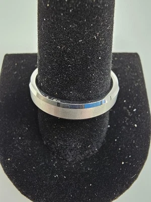 Banda de anillo Triton de carburo de tungsteno TC 850 talla 11 Foto 1 de 2