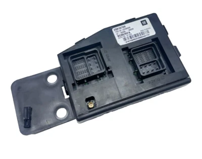 06-08 Chevy Colorado Canyon Hummer H3 Body Control Module BCM Computer 25816709 - Image 1 of 4