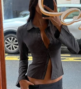 Prinzessin Polly Top Gr. US 0 Anni Nadelstreifen tailliert Shirt Bluse grau gestreift - Bild 1 von 12