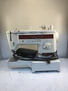 Singer Stylist 833 Zick Zack Nähmaschine getestet Freiarmpedal getestet funktioniert - Bild 1 von 4