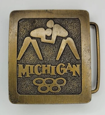Hebilla de cinturón de lucha libre vintage de latón fundido/bronce de los Juegos Olímpicos de Michigan Foto 1 de 4