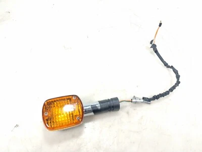 Luz indicadora de señal de giro trasera izquierda Honda CMX 250 Rebel 250 2007 Foto 1 de 4