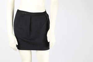 Minifalda plisada gris oscuro ELIZABETH & JAMES talla XS - Imagen 1 de 7