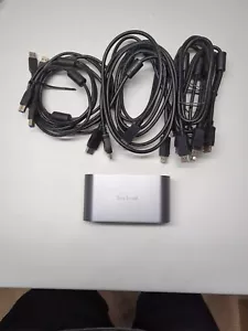 Terived 2 Computers 3 DP Monitors (4K) KVM Switch with Hotkey/Auto Switching - Picture 1 of 7
