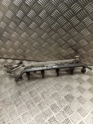 Tubo de línea de riel de combustible de gasolina Volkswagen Golf IV 2001 06A133317E NMZ40518 Foto 1 de 2