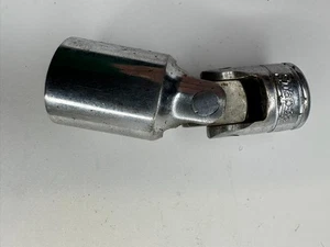 Snap-on FSU22 11/16" 6PT 3/8" Drive Deep Chrome Universal Swivel Socket - Picture 1 of 5