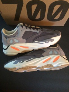 yeezy wave runner magnet