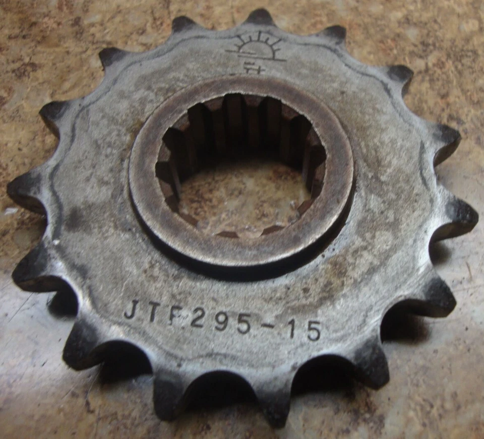 1991 Honda CBR600 CBR 600 F2 CBR600F Engine Front Sprocket Gear Chain Drive JT - Image 1 of 1
