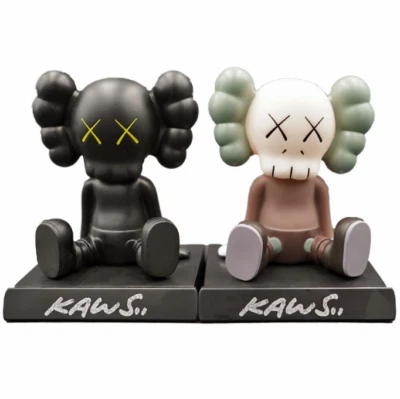 CUTE Kaws Companion Figure Sitting Car dashboard Desktop Deco Art Toy Collect - Image 1 of 4
