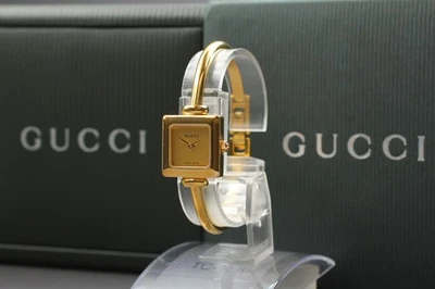 [Exc+5 in Box] Gucci 1900L 20mm White Dial Gold Quartz Woman's Bangle Watch - Image 1 of 4