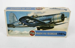 Airfix 1/72nd Vought F4U-1D Corsair #02054-3 (1975) - Picture 1 of 4