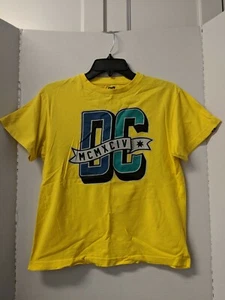 DC SHOES YELLOW SHORT SLEEVE SHIRT T-SHIRT BOY'S SIZE M 8 10 - Picture 1 of 2