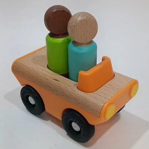 Lovevery Speedster Sports Car & Wooden Peg People - Picture 1 of 6