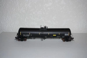 Athearn HO Scale Genesis? 25k Gallon Tank Car TILX 319540 - Picture 1 of 5
