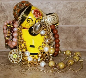 Lotto gioielli boho bracciale anello collana in secchiello decorazione ape vintage costume - Foto 1 di 18