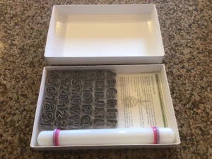 WILLIAMS SONOMA FONDANT KIT ( DECORATING TOOLS:Alphabet, Numbers & Rolling Pin) - Picture 1 of 13
