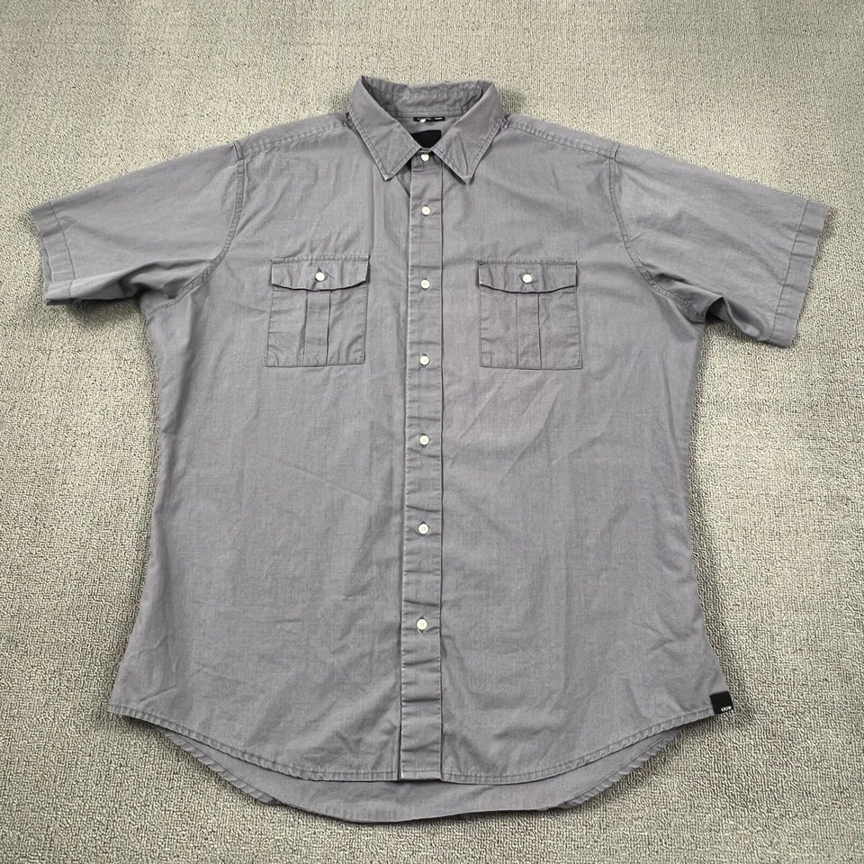 Camisa Krew Adulto Extra Grande Gris Abotonada Manga Corta Informal Ropa de Calle Para Hombre Foto 1 de 4