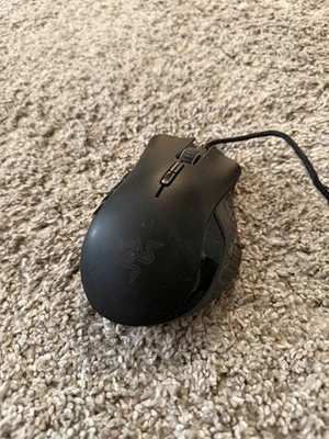 Razer Naga 2012 Wired Gaming Mouse – Model RZ01-0058 – Used - Image 1 of 4