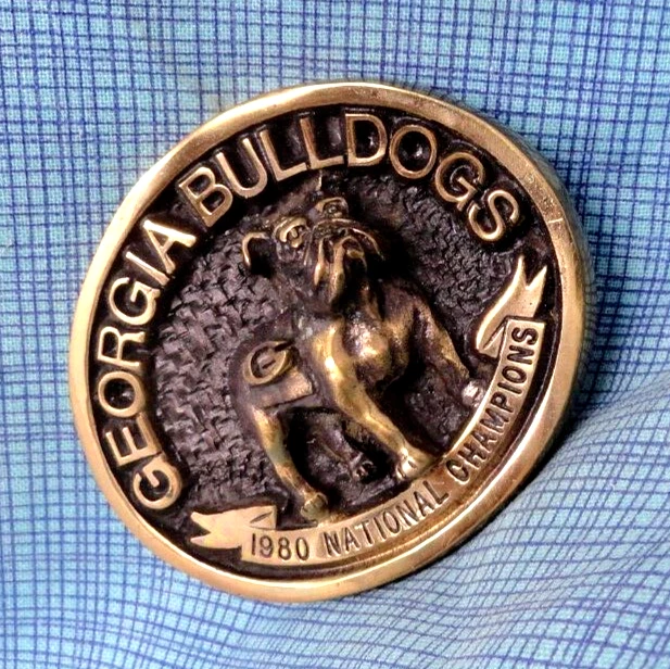 Georgia Bulldogs 1980 NCAA Champs Dress Belt Buckle w/ Bag & Papers Vtg  .NOX623 - Image 1 of 4