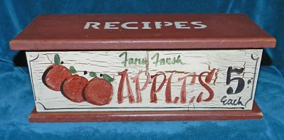 AWESOME VTG PAINTED WOOD APPLE DOUBLE RECIPE BOX WITH LID!! VERY NICE!! - Image 1 of 4