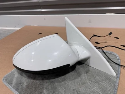 Пассажирское зеркало BMW M6 альпийское белое с углеродным волокном отличное состояние товара 2006-2010 - Изображение 1 из 3